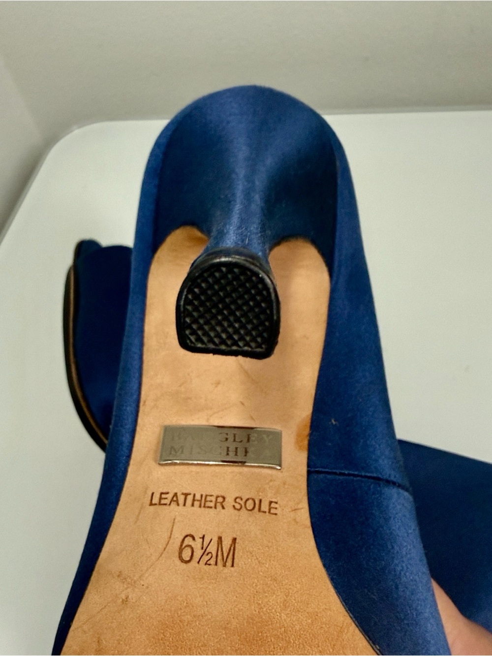 Badgley Mischka Navy Blue Satin Crystal Embellished Peep Toe Pump Heels Size 6.5 - Picture 7 of 9